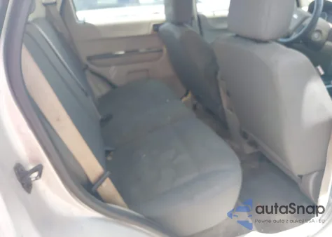 2012 Ford Escape Xls z USA, uszkodzony, nr VIN 1FMCU0C7XCKA20447